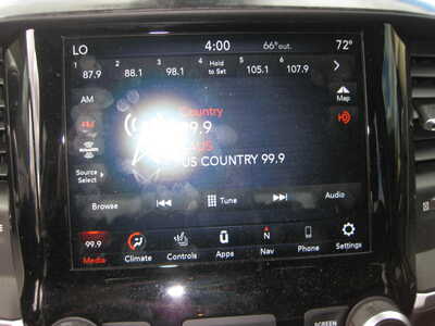 2019 RAM 1500 Crew Cab, $27900. Photo 9