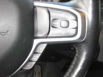 2019 RAM 1500 Crew Cab, $27900. Photo 12