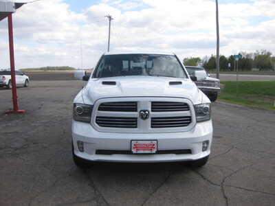 2015 RAM 1500 Ext Cab, $18900. Photo 2