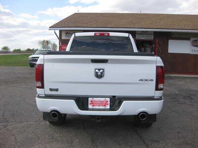2015 RAM 1500 Ext Cab, $18900. Photo 4