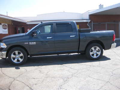 2017 RAM 1500 Crew Cab, $18900. Photo 1