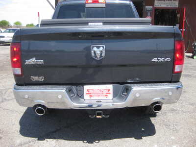 2017 RAM 1500 Crew Cab, $18900. Photo 4