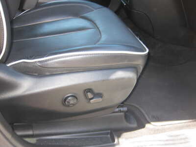 2018 Chrysler Pacifica, $17900. Photo 6
