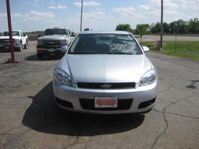 2016 Chevrolet Impala, $9995. Photo 2