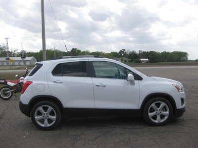 2016 Chevrolet Trax, $6995. Photo 3
