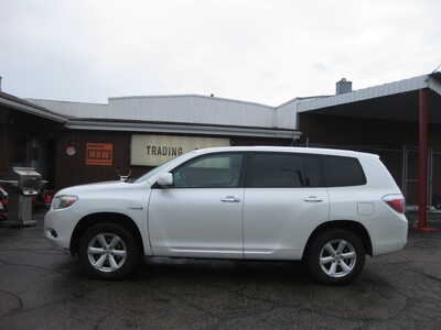 2009 Toyota Highlander, $7995. Photo 1