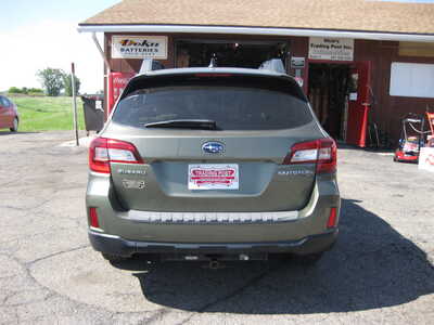 2016 Subaru Outback, $16900. Photo 4
