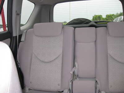 2008 Toyota RAV4, $11900. Photo 9