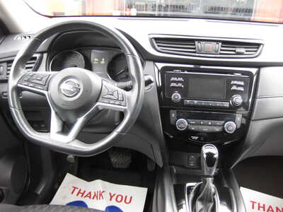 2017 Nissan Rogue, $8995. Photo 7