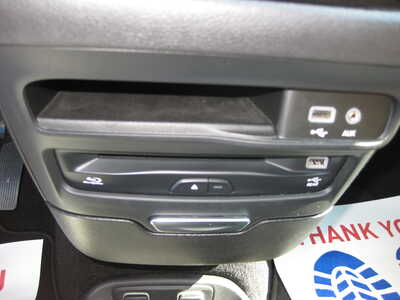 2018 Chrysler Pacifica, $19900. Photo 12