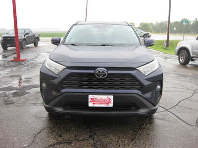 2019 Toyota RAV4, $18900. Photo 2