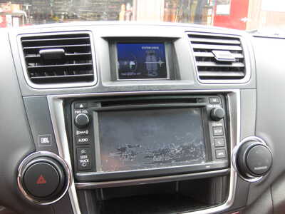 2013 Toyota Highlander, $16900. Photo 10