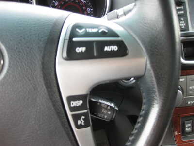 2013 Toyota Highlander, $16900. Photo 11