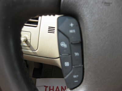 2011 Buick Lucerne, $9995. Photo 11