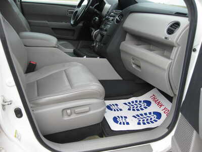 2013 Honda Pilot, $7995. Photo 6