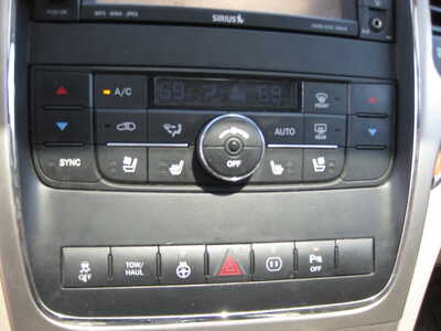 2011 Jeep Grand Cherokee, $1495. Photo 9