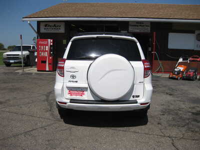 2012 Toyota RAV4, $12900. Photo 4