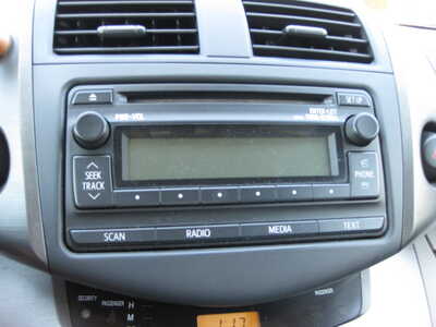 2012 Toyota RAV4, $12900. Photo 9