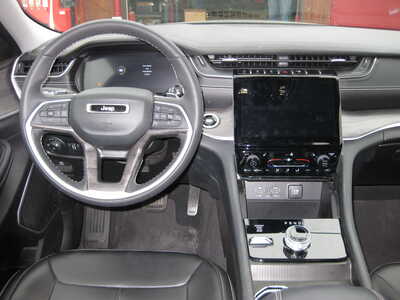 2023 Jeep Grand Cherokee, $29900. Photo 9