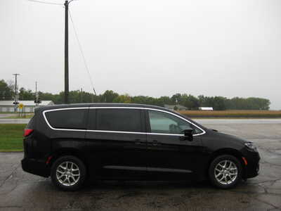 2026 Chrysler Pacifica, $29900. Photo 3
