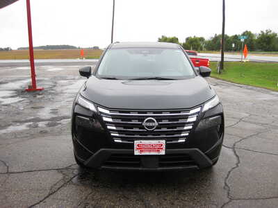 2025 Nissan Rogue, $22900. Photo 2