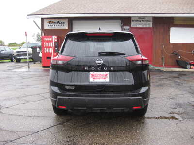 2025 Nissan Rogue, $22900. Photo 4
