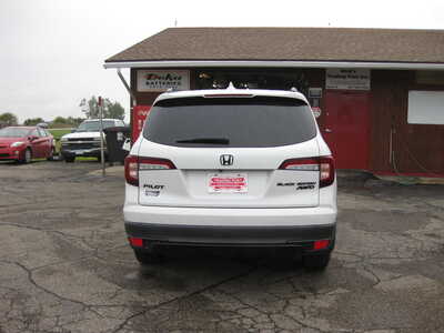 2022 Honda Pilot, $37900. Photo 4
