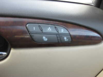 2011 Buick Lucerne, $9995. Photo 12
