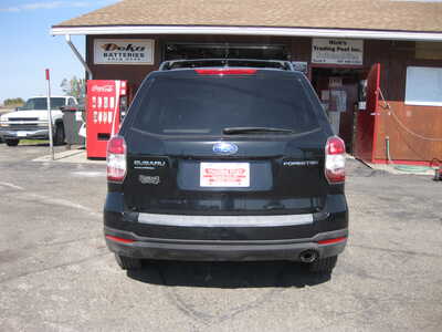 2014 Subaru Forester, $11900. Photo 4