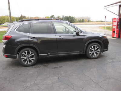2019 Subaru Forester, $18900. Photo 2
