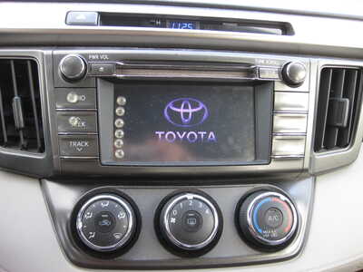 2013 Toyota RAV4, $15900. Photo 8