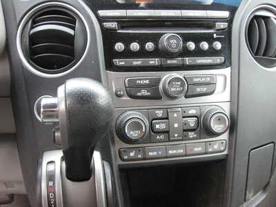 2013 Honda Pilot, $2995. Photo 9
