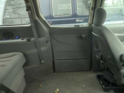 2006 Dodge Caravan, Grand, $5988. Photo 6