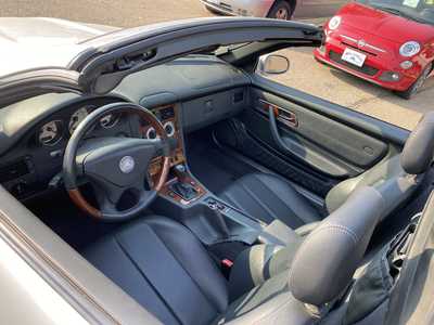 2001 Mercedes-Benz SLK-Class, $8988. Photo 3
