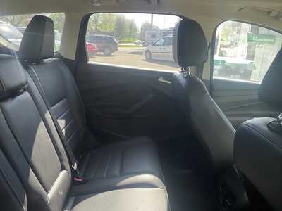 2015 Ford Escape, $11988. Photo 5