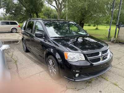 2017 Dodge Caravan, Grand, $8988. Photo 4