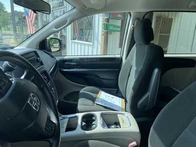 2016 Dodge Caravan, Grand, $8988. Photo 5