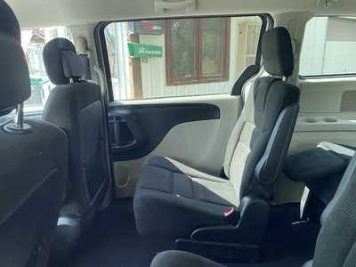 2016 Dodge Caravan, Grand, $8988. Photo 6