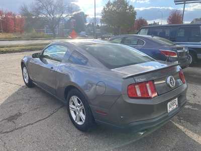 2011 Ford Mustang, $7988. Photo 4
