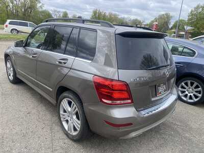 2014 Mercedes-Benz GLK-Class, $9988. Photo 4