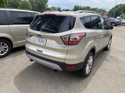 2017 Ford Escape, $8988. Photo 3