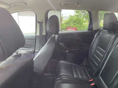 2017 Ford Escape, $8988. Photo 6