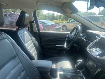 2019 Ford Escape, $11989. Photo 4