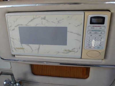 1996 Sea Ray 270 sundancer, $23750. Photo 7