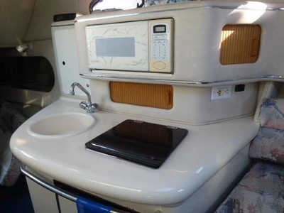 1996 Sea Ray 270 sundancer, $23750. Photo 9