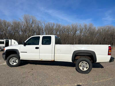 2002 GMC 2500 Ext Cab, $4500. Photo 2