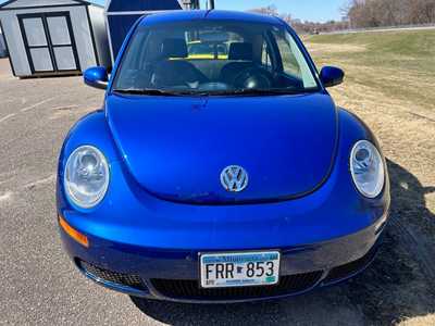 2008 Volkswagen Beetle, $7900. Photo 12
