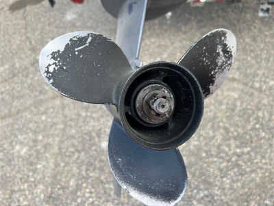1994 Lund 50 hp, $6900. Photo 11