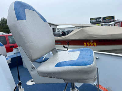 1994 Lund 50 hp, $6900. Photo 7