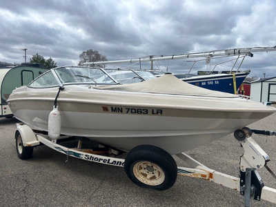 1995 Larson Boats 20, $4888. Photo 4